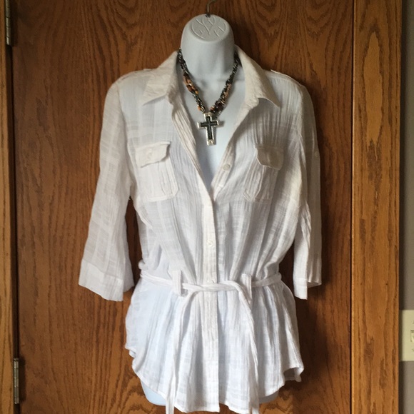 Forever 21 Long white button up shirt with tie - Picture 7 of 7
